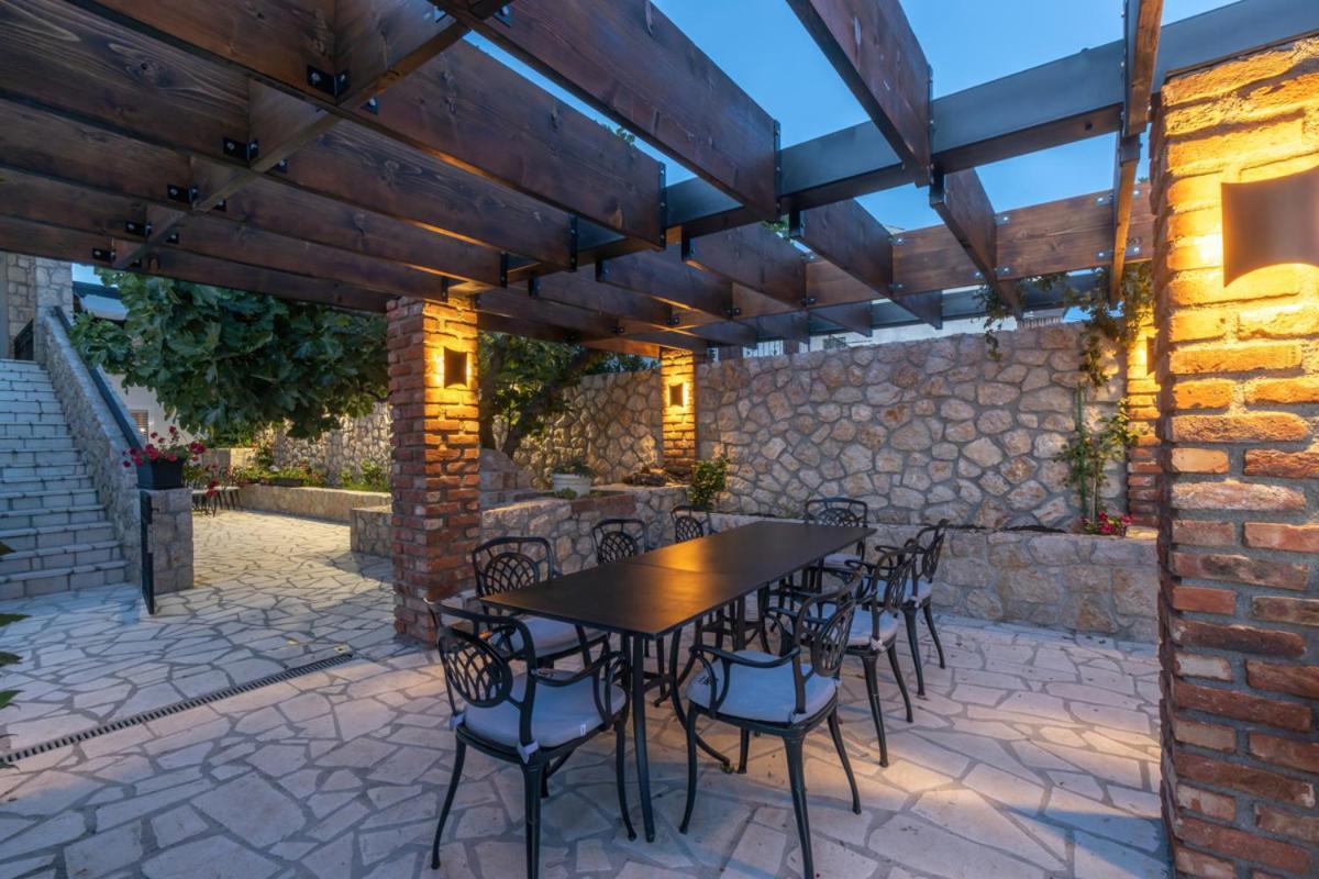 Cvrk Family House Novi Vinodolski Exterior photo
